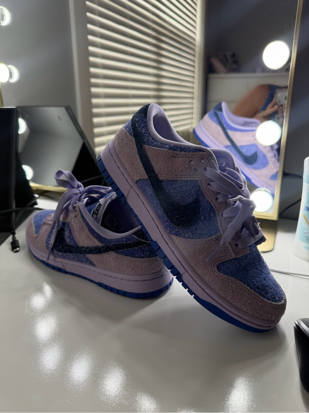 Nike Low-Top Sneakers in Lavender and Navy